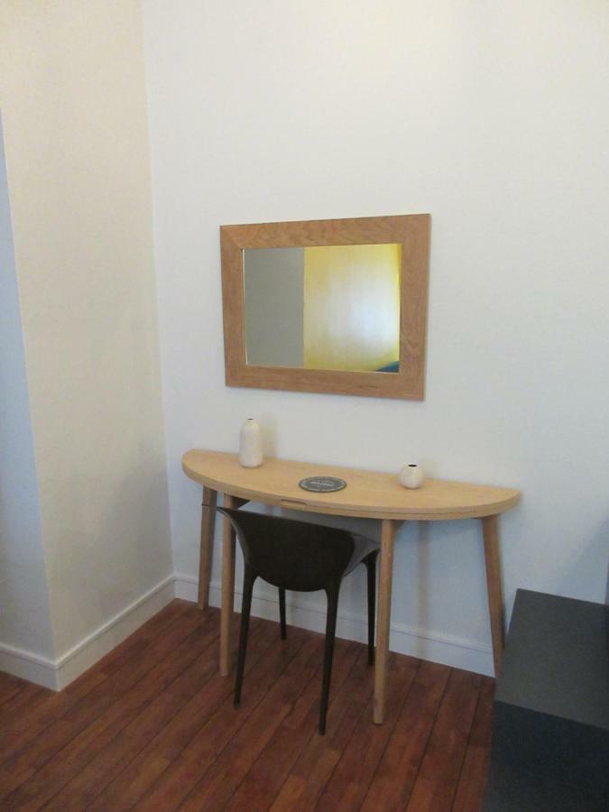 Preference - Hypercentre Avec Parking Prive Gratuit Et Lit Queen Size Apartment Poitiers Exterior foto